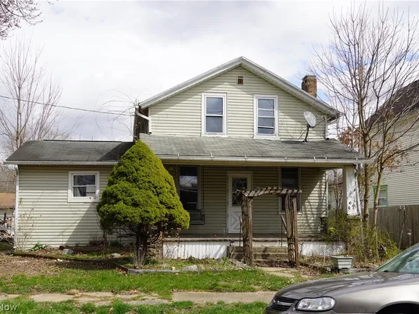 127 2nd Ave SE, Beach City, OH 44608