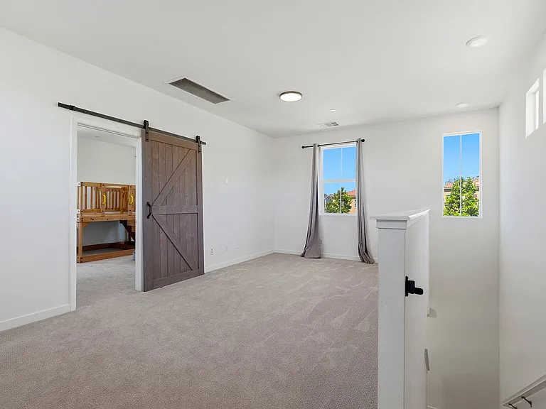 35861 Breckyn Ln — Photo 12
