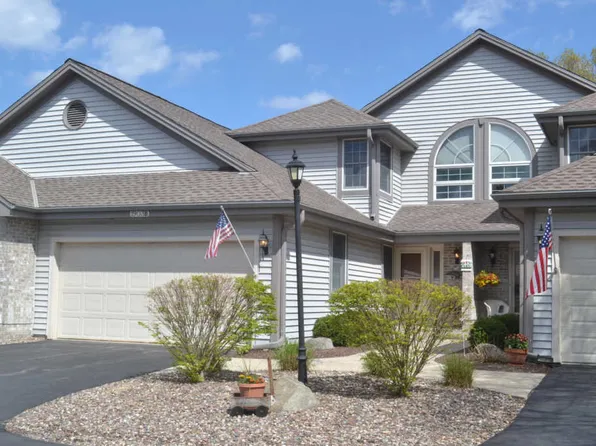 1903 Springbrook N, Waukesha, WI 53186