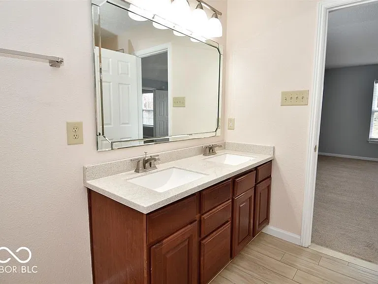 15208 Radiance Dr — Photo 54