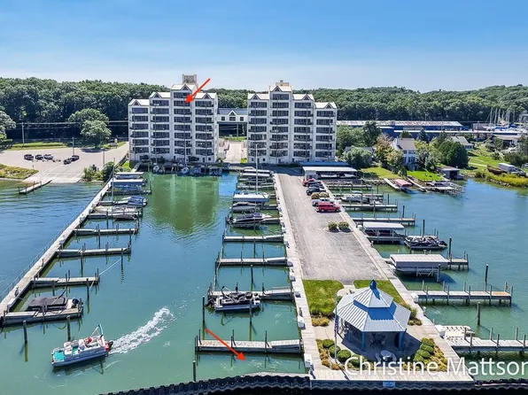 2964 Lakeshore Dr Unit E702, Muskegon, MI 49441