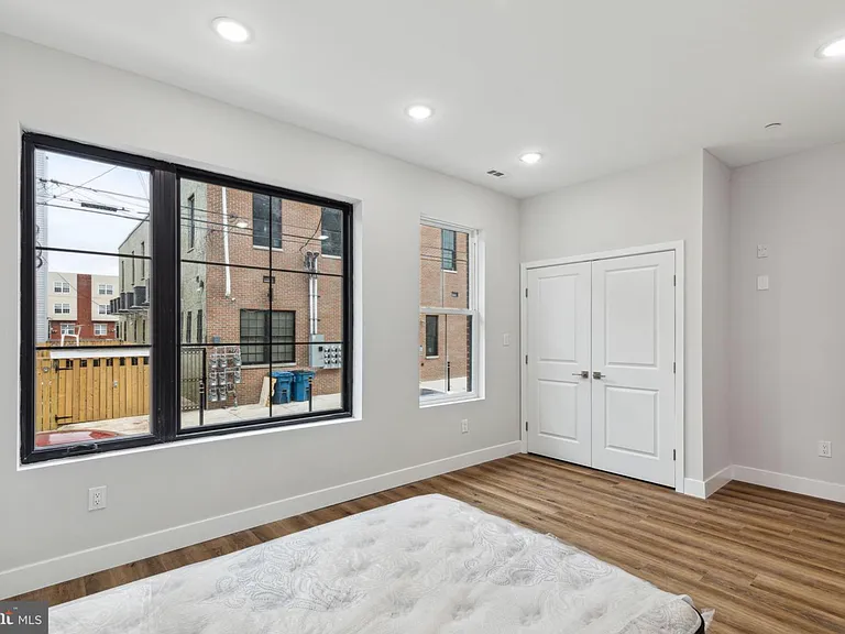 1840-42 N Gratz St #1 — Photo 9
