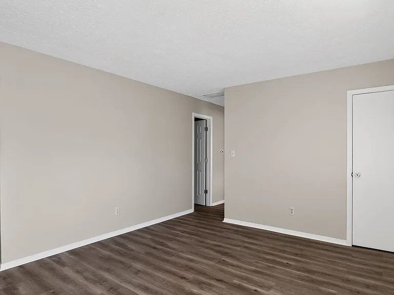2707 Heatherlea Ct — Photo 13