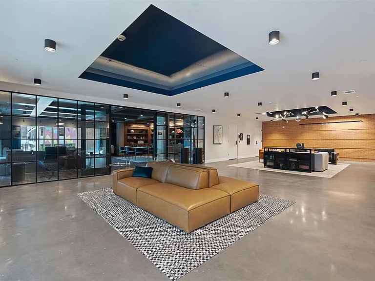4315 S Congress Ave #312 — Photo 5