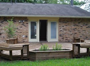 11 Still Glen Ct, Spring, TX 77381