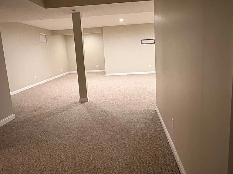 1664 N Wood Creek Dr — Photo 18