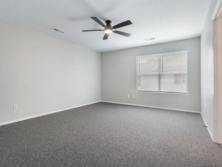 829 N Oakland Ave #1 — Photo 13