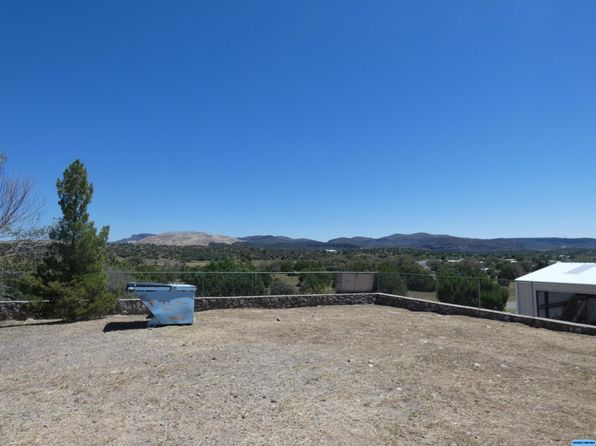 15 Fort Bayard Rd, Santa Clara, NM 88026
