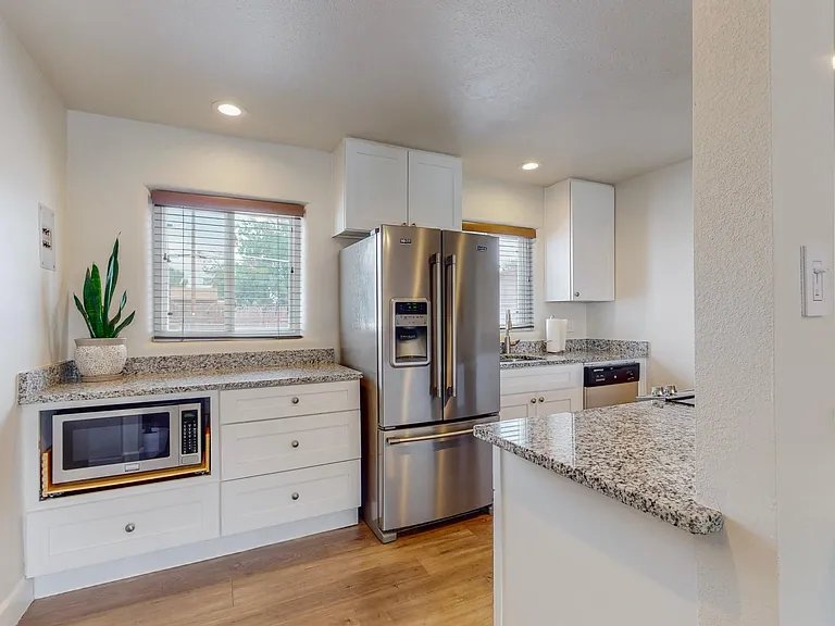 527 Gene Ave NW — Photo 33