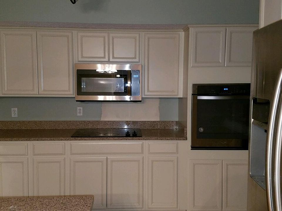 2nd image of 2393 Henpeck Ln
