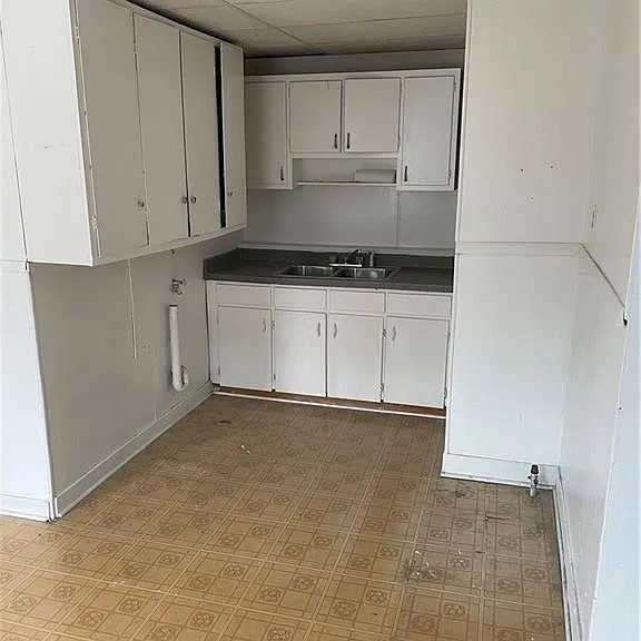226 Longnecker St — Photo 15