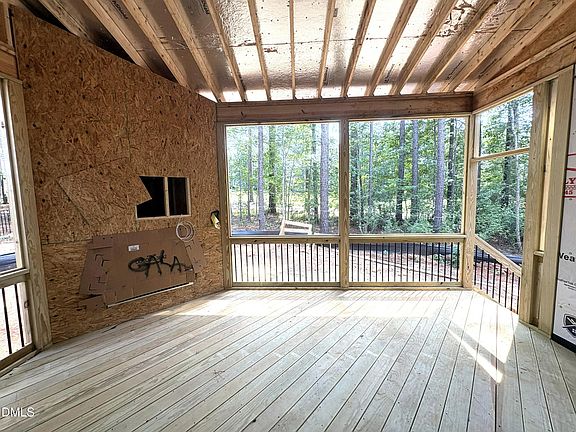 2nd image of 147 Colonial Trail Ct