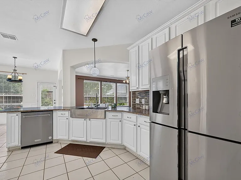 5101 Timberland Pkwy — Photo 17