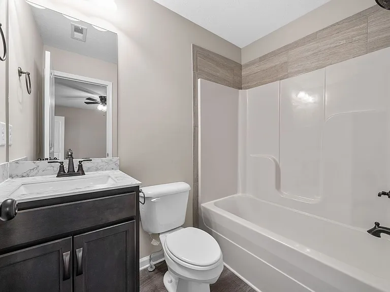 Glenstone Springs Dr - 432 — Photo 21
