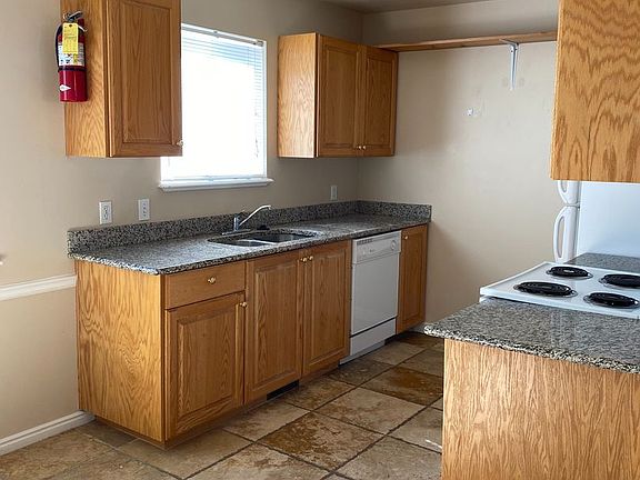 3rd image of 264 N 3 E APT 305