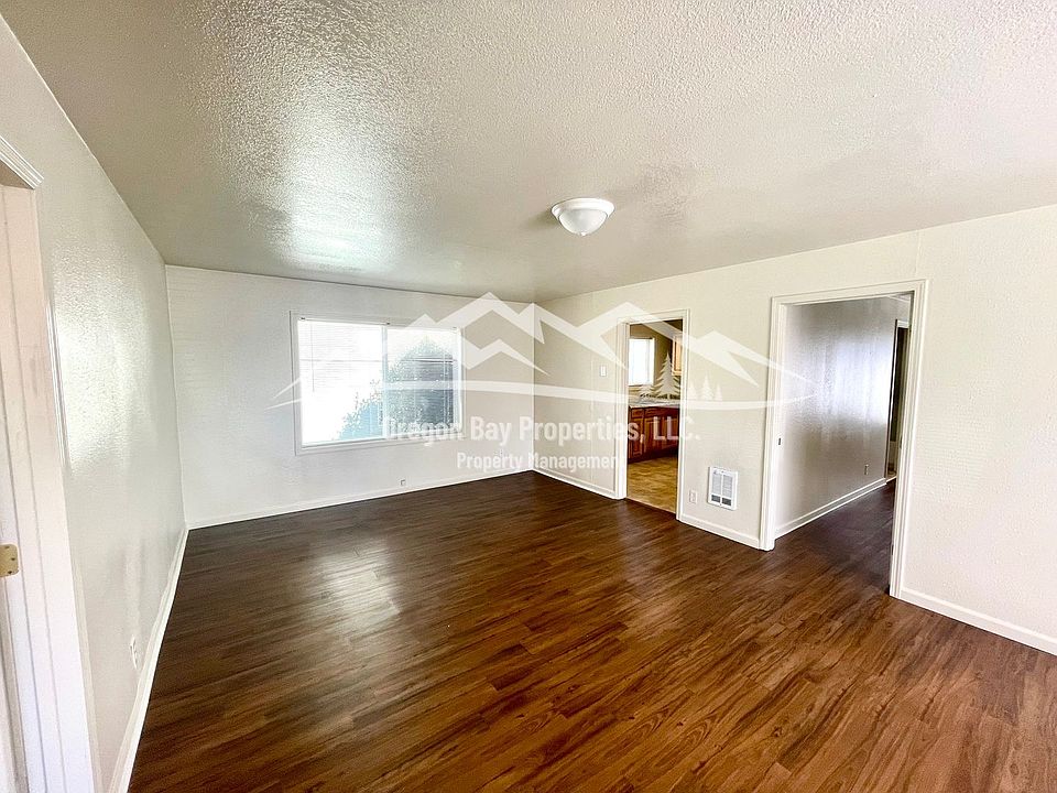 Winchester Ave. Apartments 920 Winchester Ave Reedsport OR Zillow