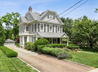 37 Prospect St, Madison, NJ 07940