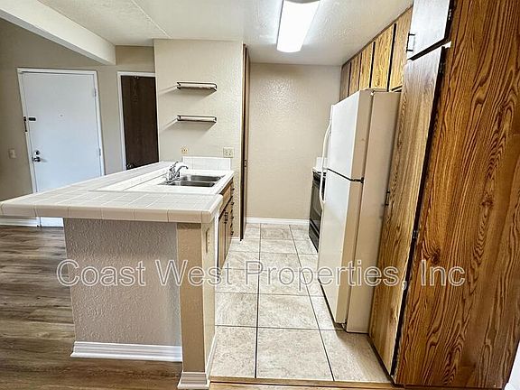 4th image of 9249 Village Glen Dr Unit 204