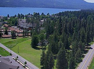 1717 Element Ln, Sandpoint, ID 83864