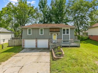 311 Village Ln, Buckner, MO 64016