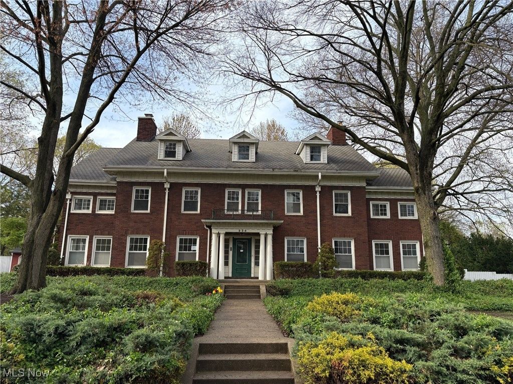 Real estate listing image