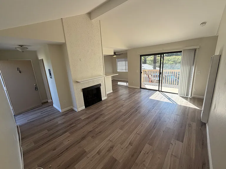 17141 Harbor Bluffs Cir #D — Photo 2