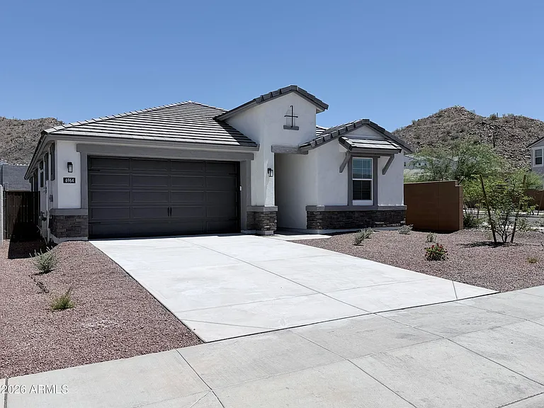 6964 W Buckhorn Trl — Photo 2