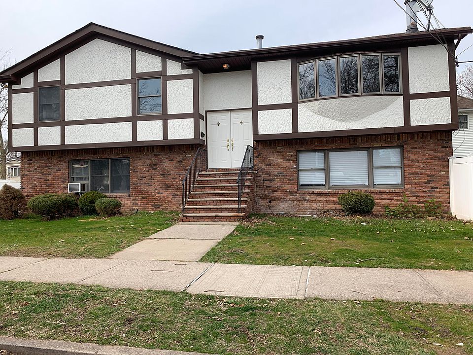 1st image of 37 Buffington Ave
