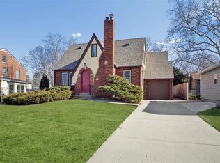 3215 44th St, Des Moines, IA 50310