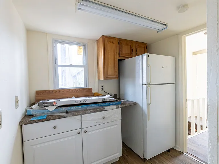 203 Hamilton St — Photo 10