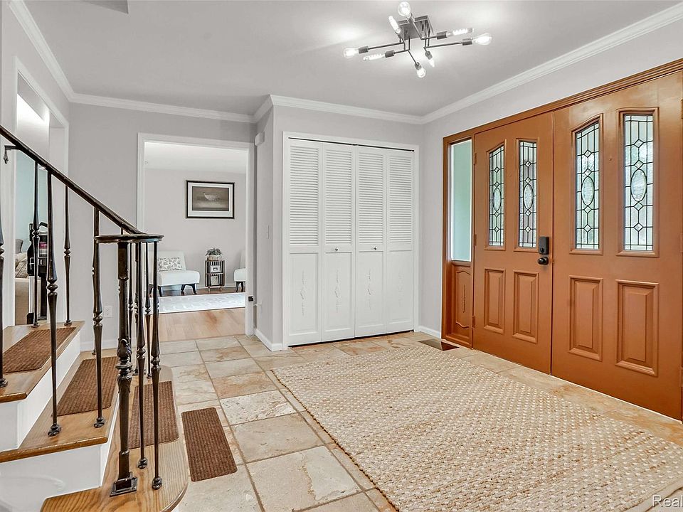 5076 Watergate Rd, photo 8