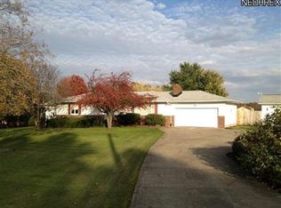 701 Warner Rd SE, Brookfield, OH 44403