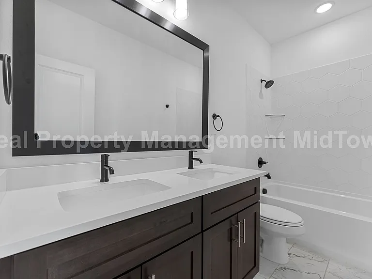 4518 Smokey Quartz Ln — Photo 11