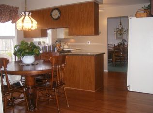 209 Splitrail Cir, Norristown, PA 19403