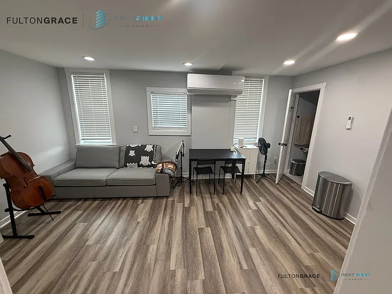 1503 W 19th St #4R — Photo 2