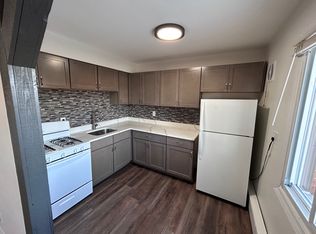 2209 169th St APT 4, Hammond, IN 46323