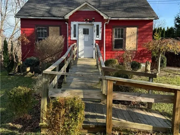 3588 Jefferson Rd, Ashtabula, OH 44004