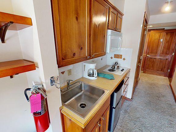 5th image of 6175 Snowshoe Dr #224