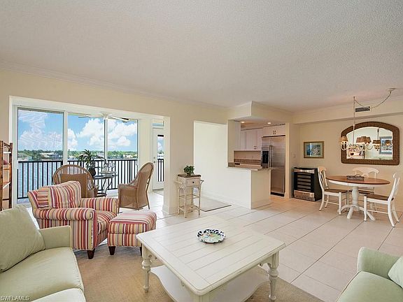 3rd image of 3500 Gulf Shore Blvd N APT 504