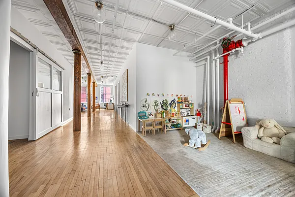 Rented by Compass | media 22