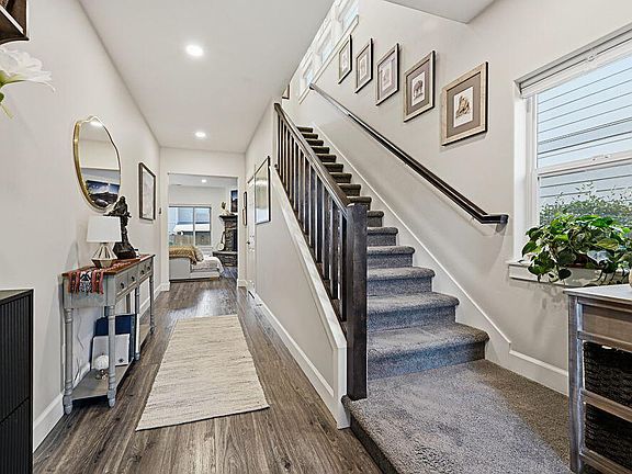 4th image of 3108 NE Marea Dr