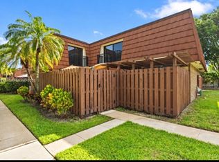 Lake Pine Village, Davie, FL 33325