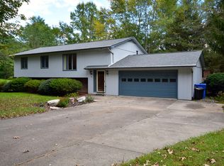 14 Eastview Dr, Pisgah Forest, NC 28768