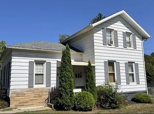 972 Michigan Ave APT 2, Adrian, MI 49221