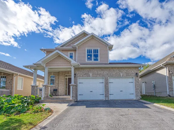 1017 Woodhaven Dr, Kingston, ON K7P 0H7