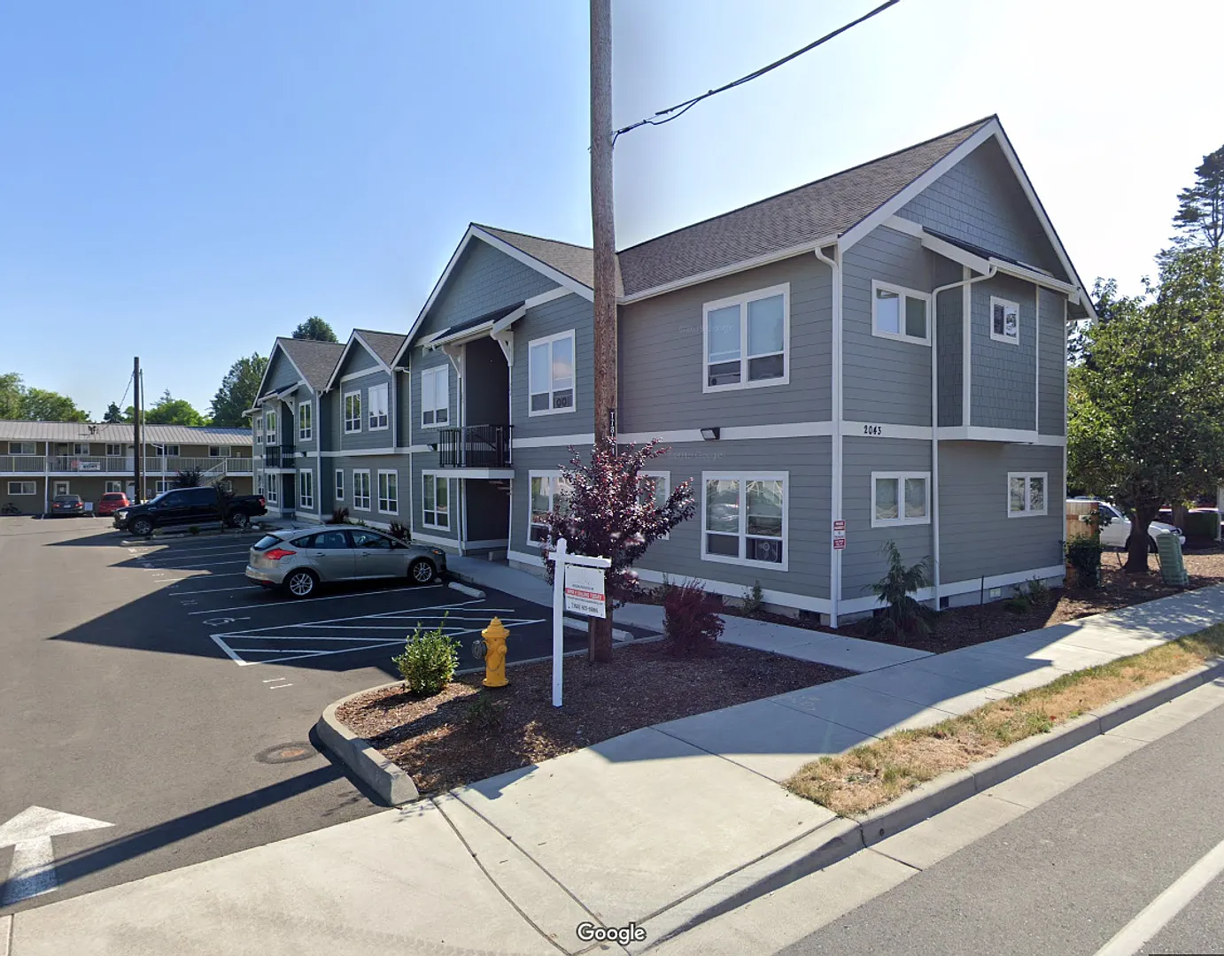 2043 Washington St — Photo 1