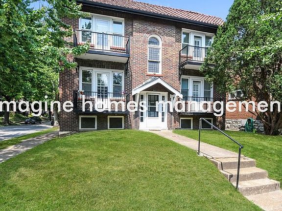 3rd image of 4547 Flora Ave #1