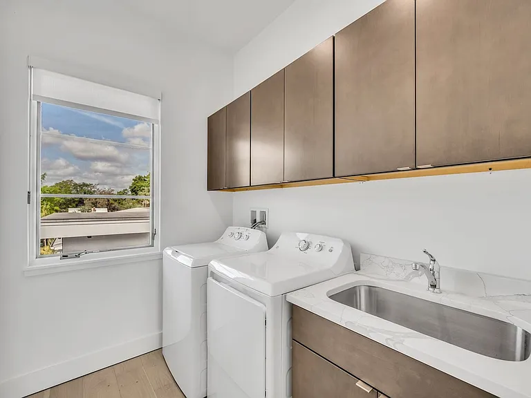 501 W Canton Ave — Photo 21