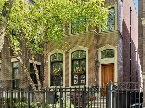 3823 N Wayne Ave, Chicago, IL 60613