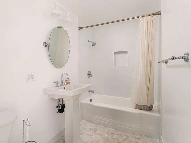 461 Hidden Pines Ln — Photo 18